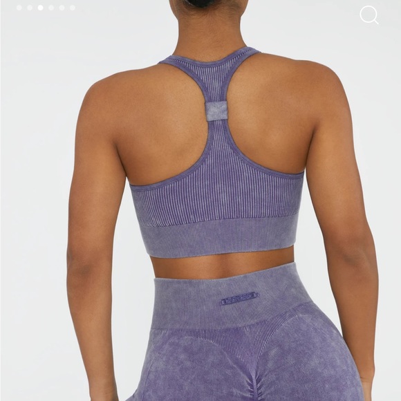 NWT!! Bo & Tee, Square Neck Sports Bra - Picture 3 of 9